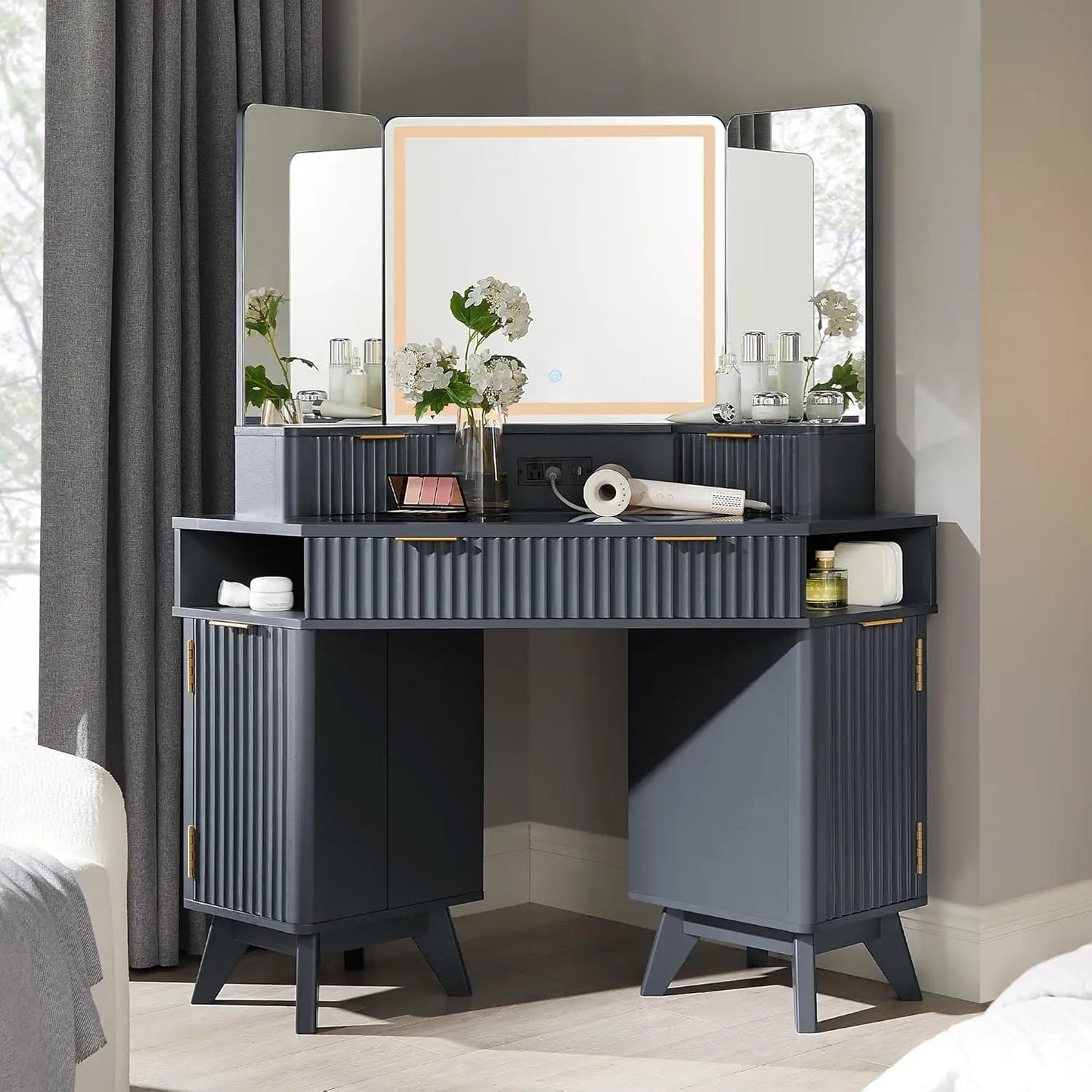 Fluted Makeup Vanity Desk