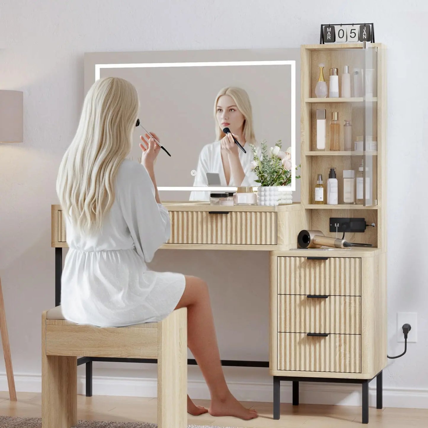 Fluted Makeup Vanity Desk, Large Mirror and Lights